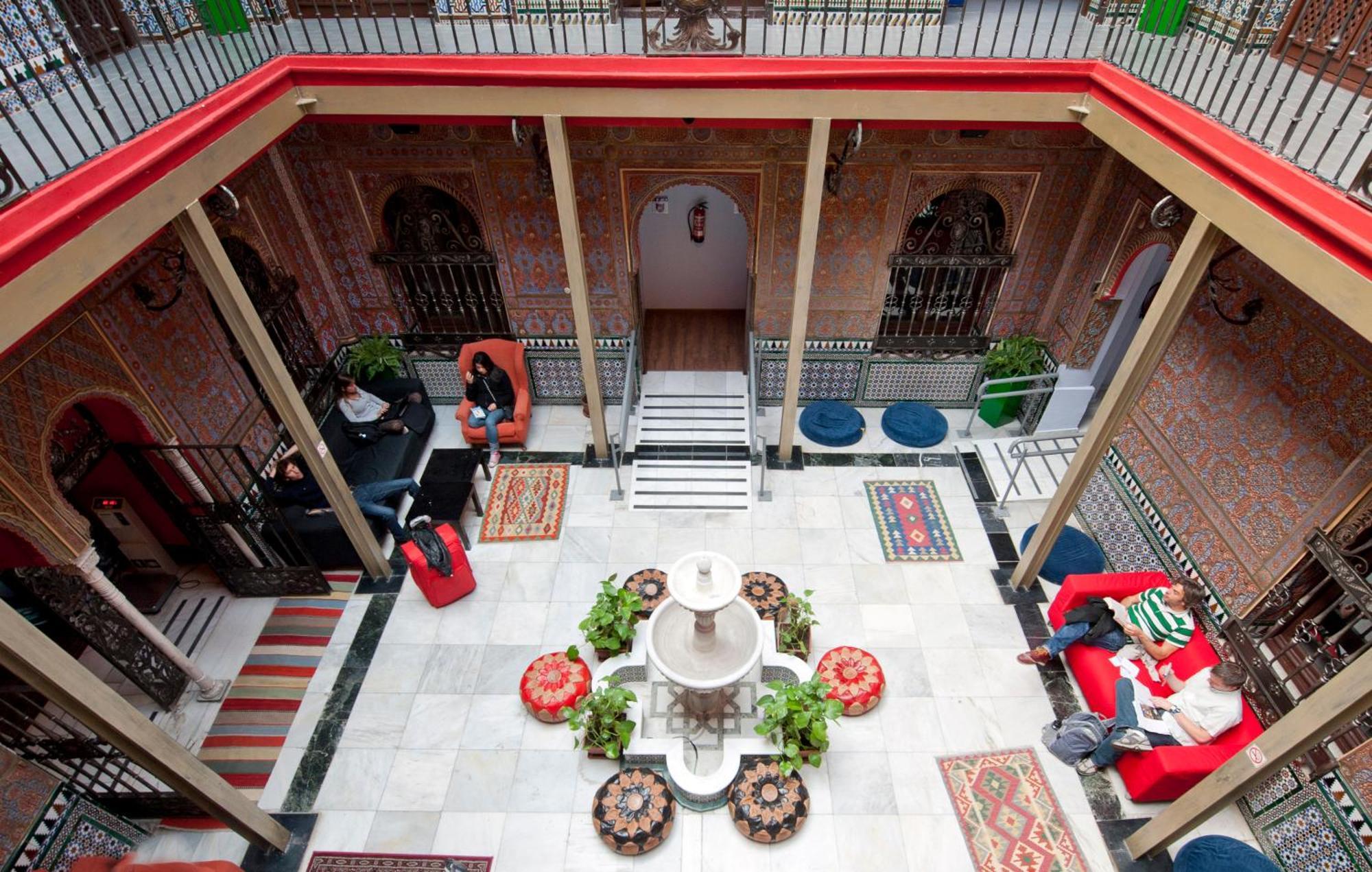 Cats Hostel Madrid Sol מראה חיצוני תמונה